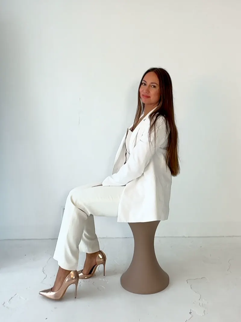 Alina Blum, Inhaberin von Beauty by Alina Blum in Baden-Baden